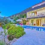 Uezuemlue 1 Bedroom Secluded With Private Pool Hot Tub * Kalkan