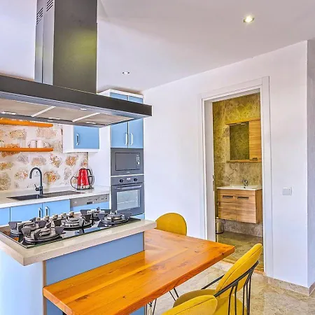 Vila Uezuemlue 1 Bedroom Secluded With Private Pool Hot Tub