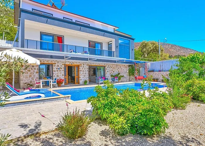 Villa Uezuemlue 1 Bedroom Secluded With Private Pool Hot Tub