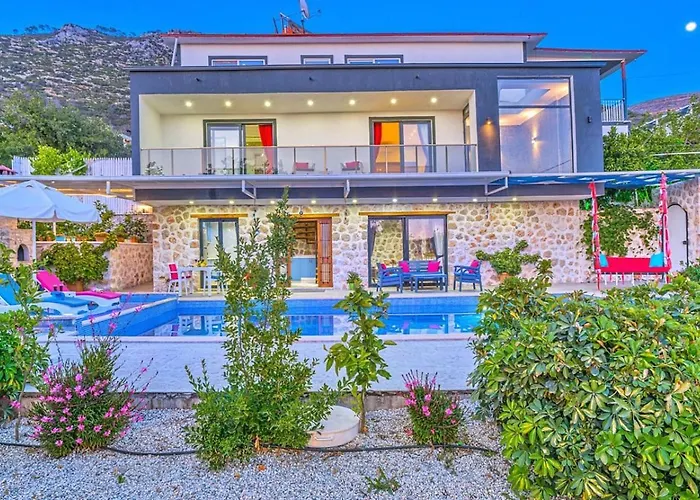 Uezuemlue 1 Bedroom Secluded With Private Pool Hot Tub Kalkan