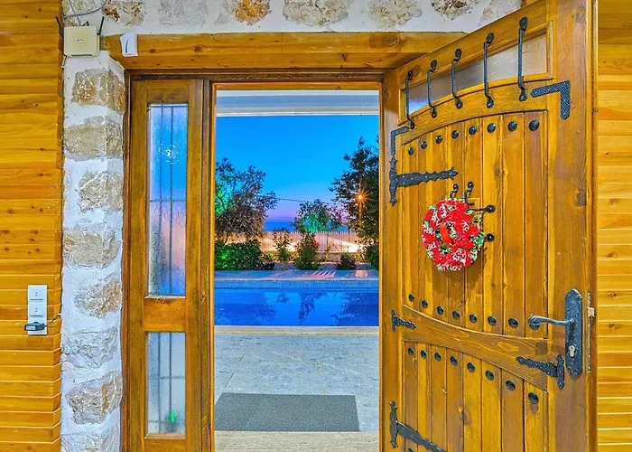 Uezuemlue 1 Bedroom Secluded With Private Pool Hot Tub Villa
