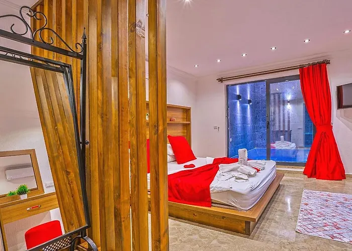 Uezuemlue 1 Bedroom Secluded With Private Pool Hot Tub Villa