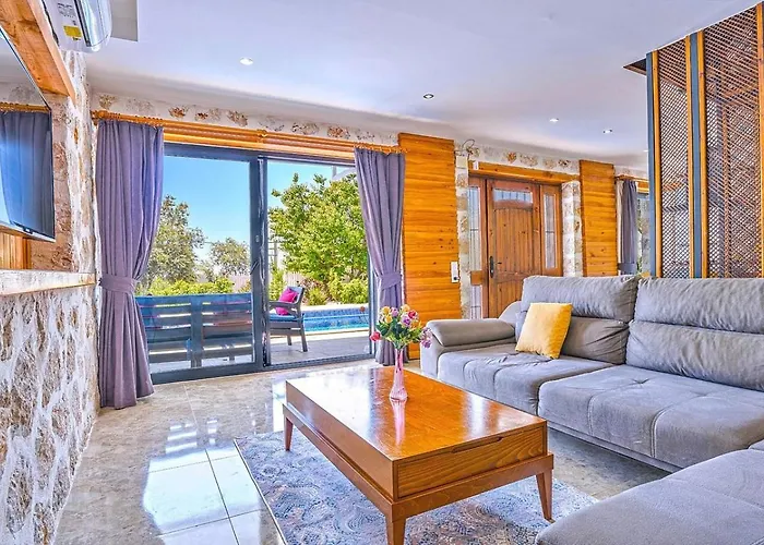Uezuemlue 1 Bedroom Secluded With Private Pool Hot Tub Villa