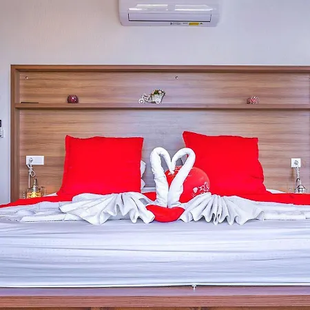 Uezuemlue 1 Bedroom Secluded With Private Pool Hot Tub *