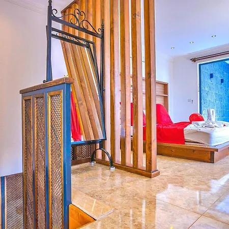 Villa Uezuemlue 1 Bedroom Secluded With Private Pool Hot Tub