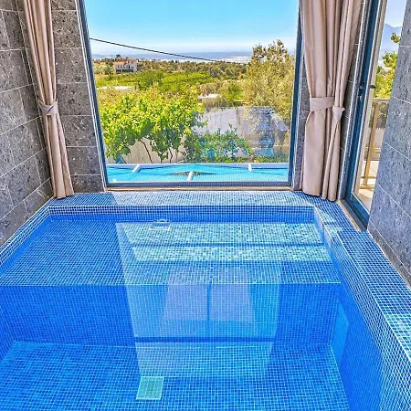 Villa Uezuemlue 1 Bedroom Secluded With Private Pool Hot Tub