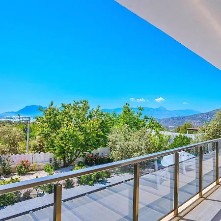 Uezuemlue 1 Bedroom Secluded With Private Pool Hot Tub Villa Kalkan
