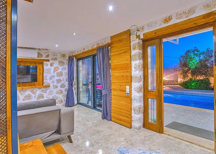 Uezuemlue 1 Bedroom Secluded With Private Pool Hot Tub