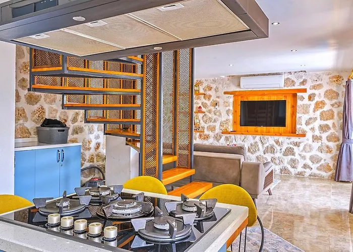 Villa Uezuemlue 1 Bedroom Secluded With Private Pool Hot Tub *