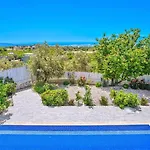 Uezuemlue 1 Bedroom Secluded With Private Pool Hot Tub *